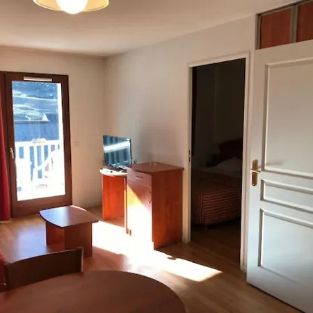 T2, 4 Pers., Parking, Piscine Couverte, Salle De Fitness, Proche Pistes Et Centre Station - Fr-1-404-329 * ラ・モンジー