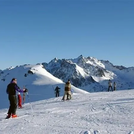 T2, 4 Pers., Parking, Piscine Couverte, Salle De Fitness, Proche Pistes Et Centre Station - Fr-1-404-329 *