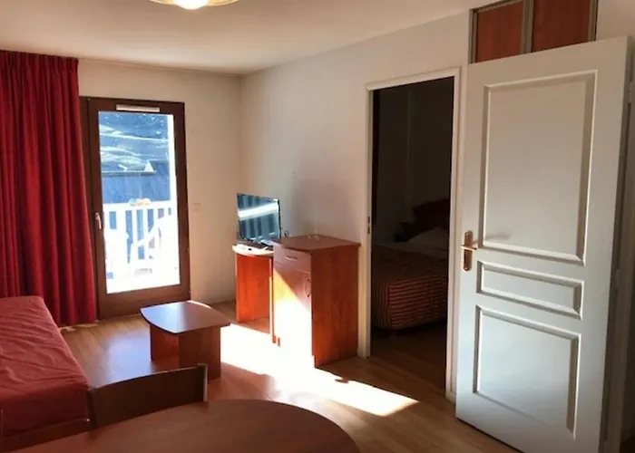 T2, 4 Pers., Parking, Piscine Couverte, Salle De Fitness, Proche Pistes Et Centre Station - Fr-1-404-329 * La Mongie