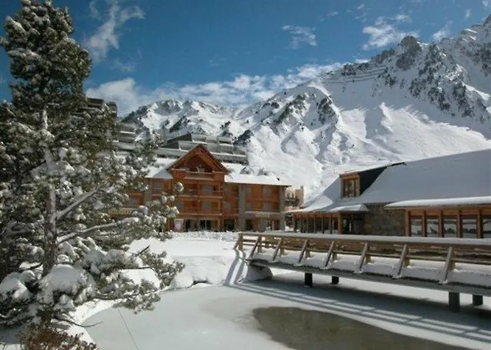 Διαμέρισμα T2, 4 Pers., Parking, Piscine Couverte, Salle De Fitness, Proche Pistes Et Centre Station - Fr-1-404-329 *