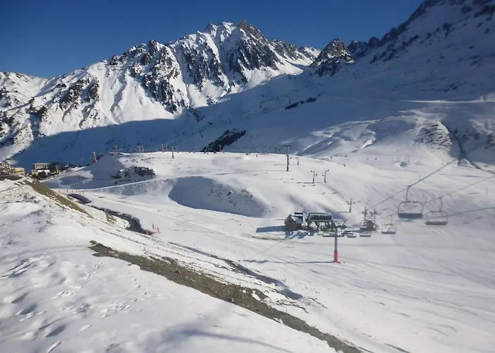 T2, 4 Pers., Parking, Piscine Couverte, Salle De Fitness, Proche Pistes Et Centre Station - Fr-1-404-329 *